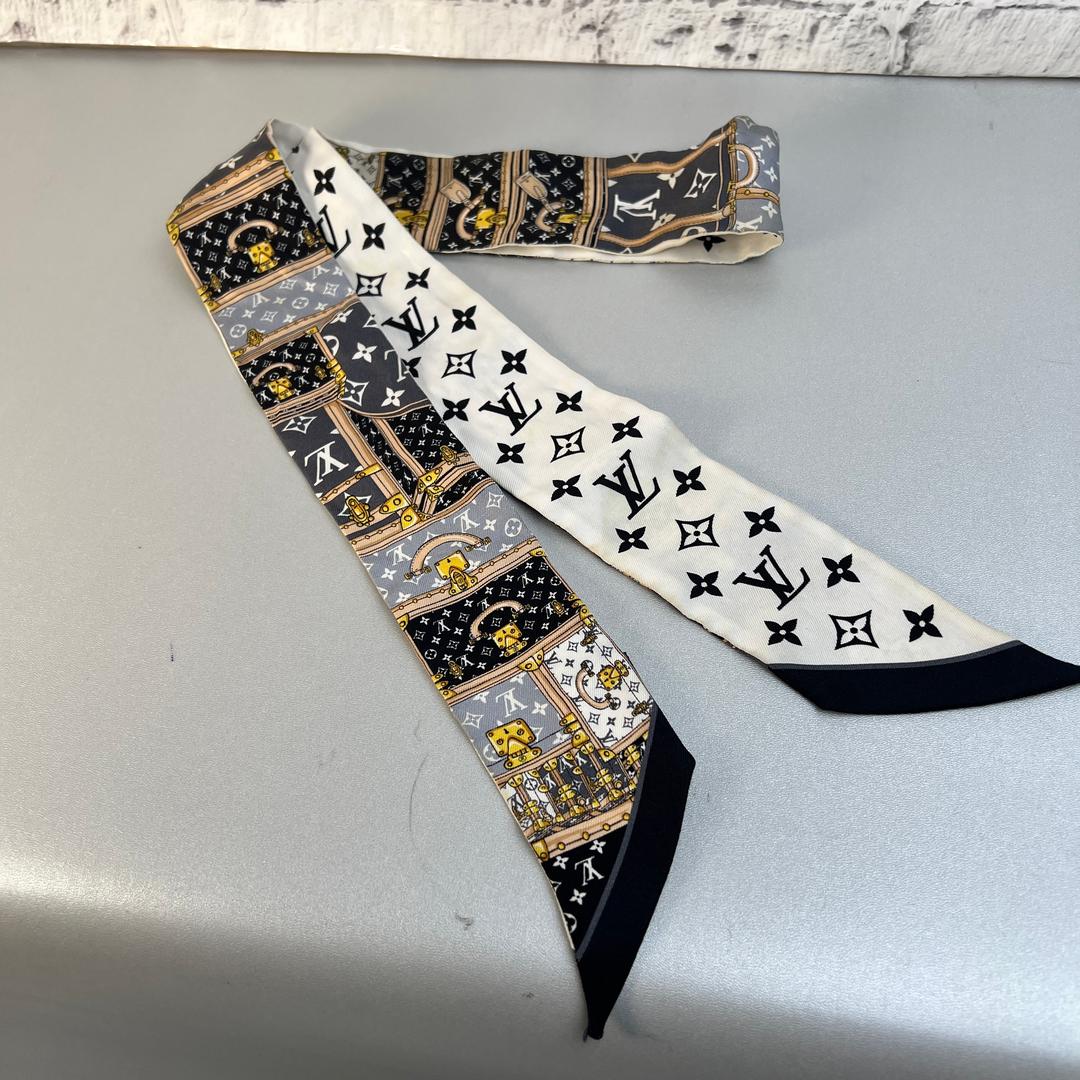 LOUIS VUITTON タグ付き スカーフA-10679