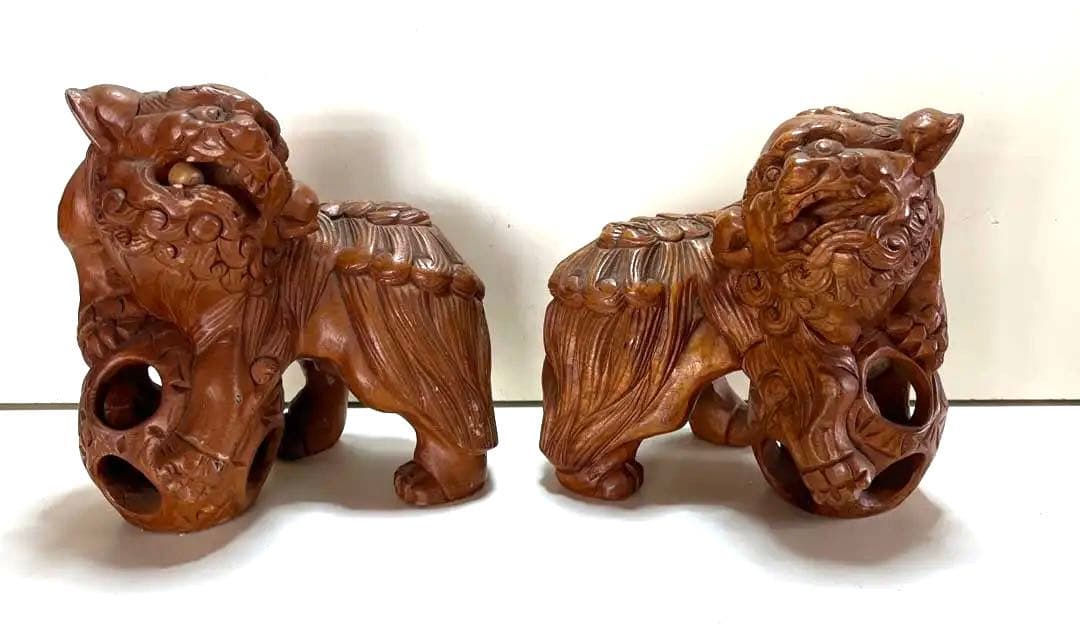 骨董品　置物　対の狛犬　細工品　シーサー　？
