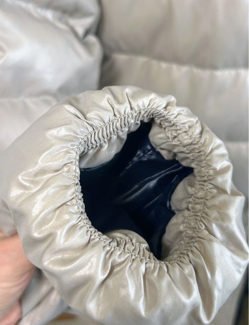 DUVETICA ACE ロングダウンコート40 ベージュ×ネイビー