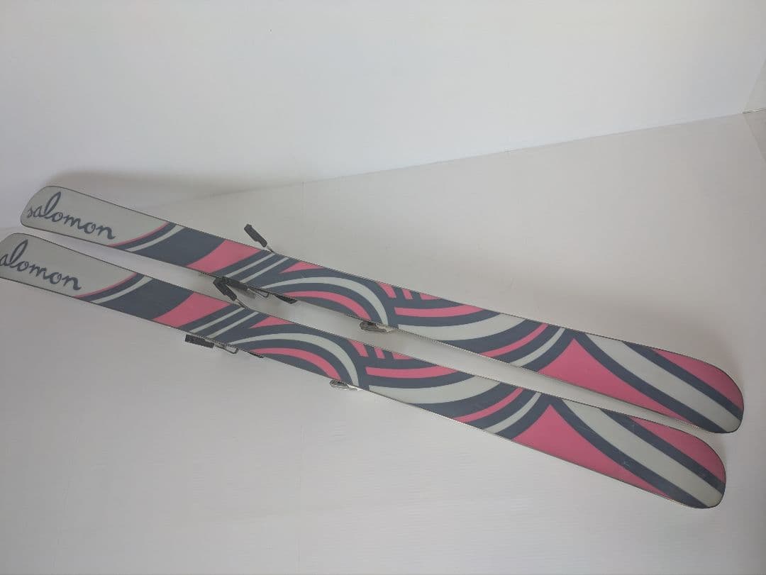 サロモン 141cm カービングスキー arc en ciel ビンディング付