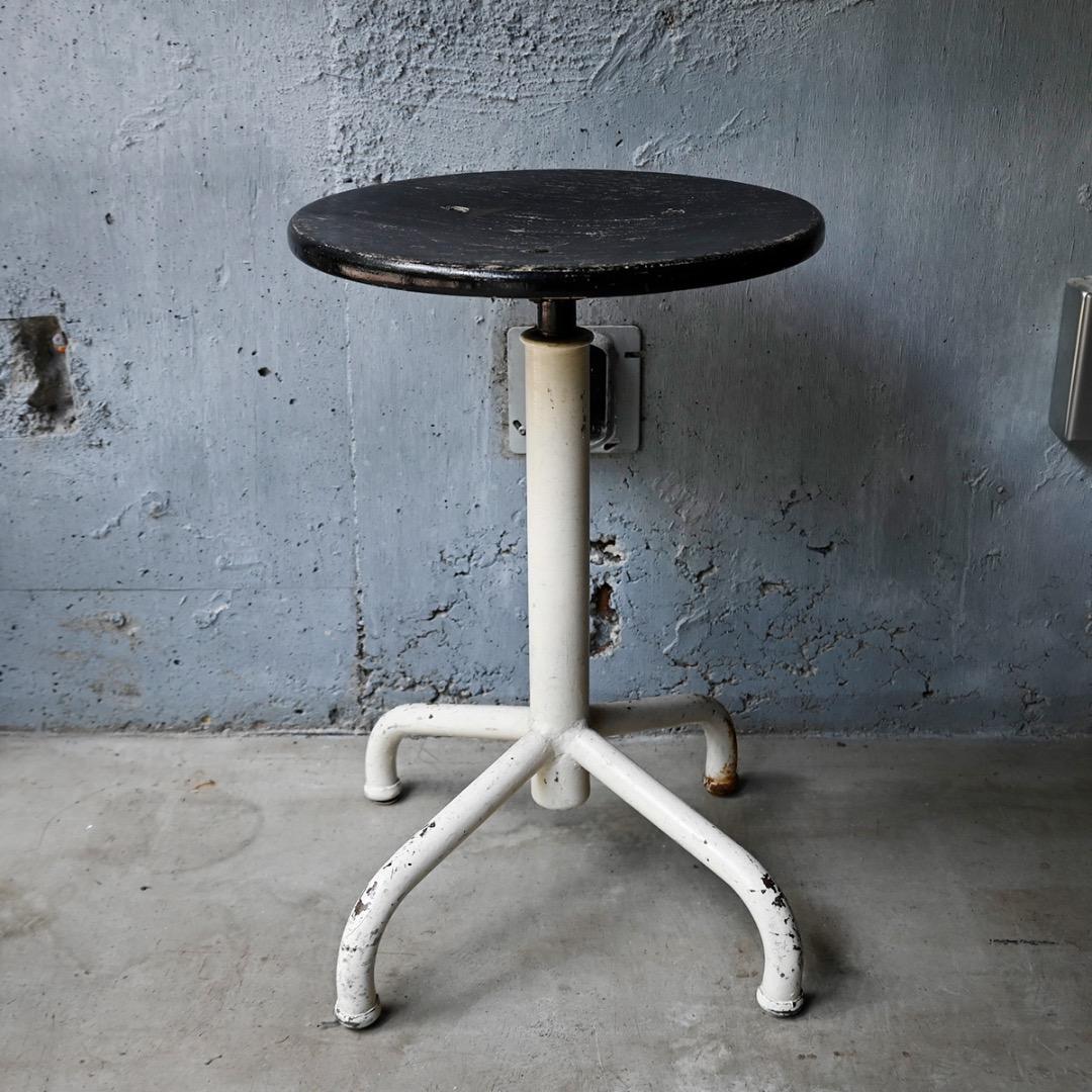 【フランス便】アンティーク ◆アイアンスツール◆