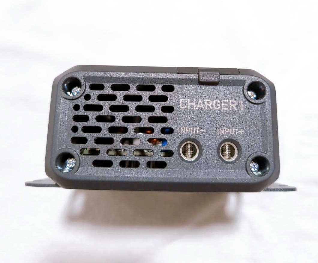 BLUETTI Charger 1 | 560W オルタネーターDC充電器