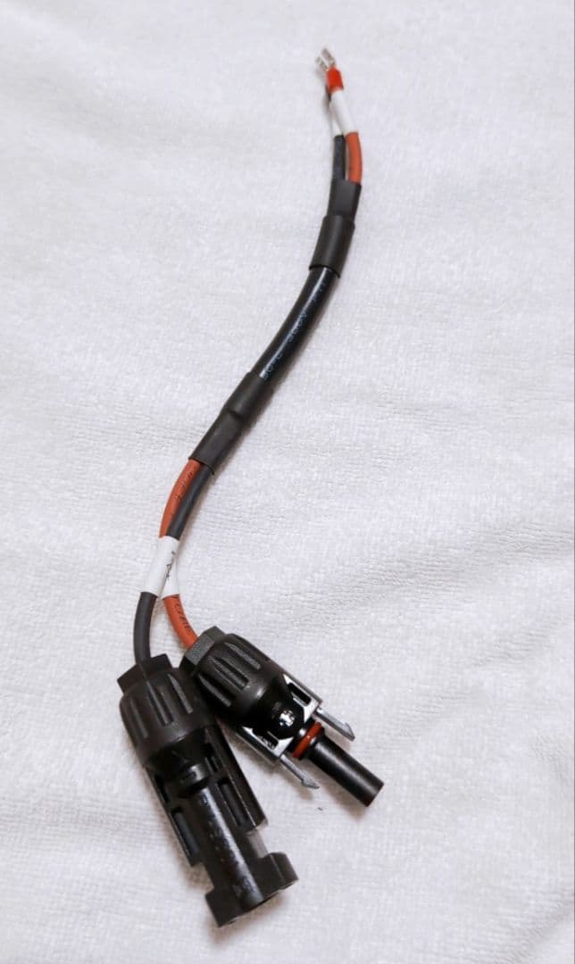 BLUETTI Charger 1 | 560W オルタネーターDC充電器