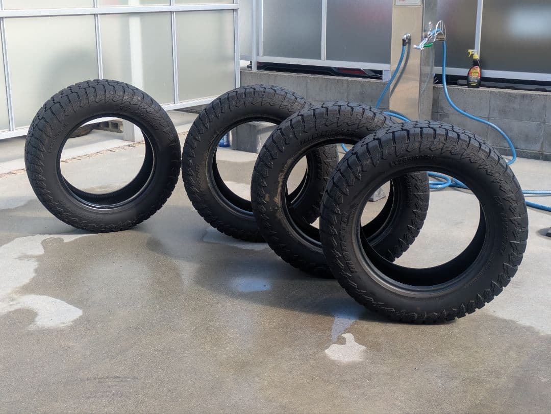 MONSTA RT Hybrid LT265/60R18 タイヤのみ4本