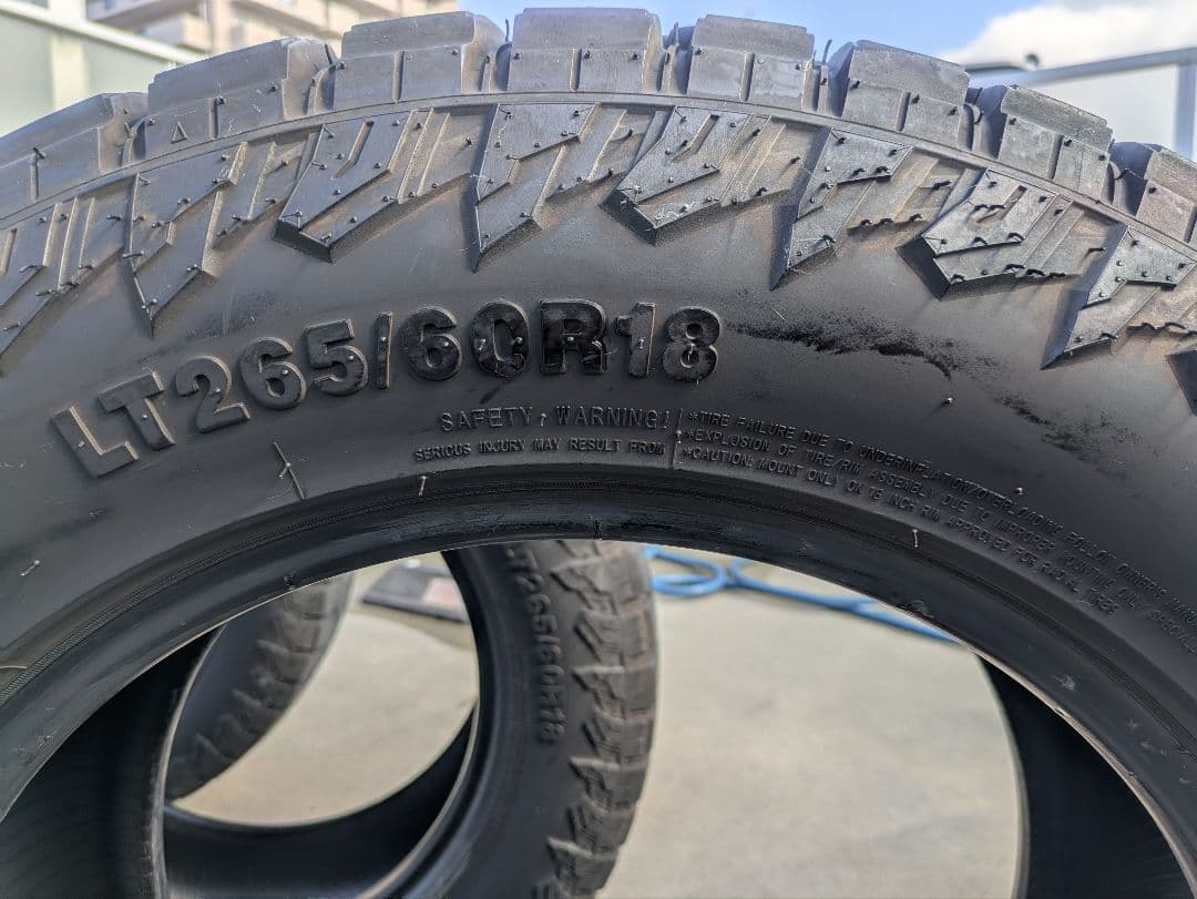 MONSTA RT Hybrid LT265/60R18 タイヤのみ4本