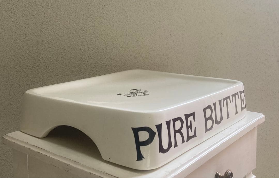 更に値下げ　イギリス　ビンテージ　PURE BUTTER 陶器製　デッドストック