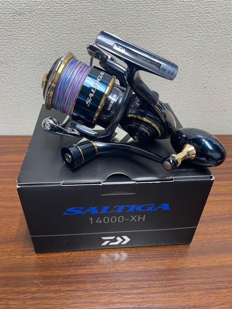 送料込み！超美品！DAIWA SALTIGA 14000-XH リール