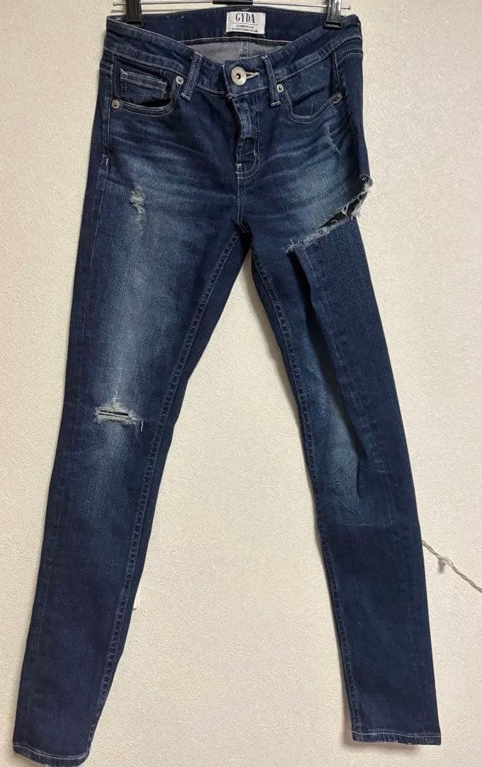 GYDA ダメージジーンズ ほぼ新品未使用