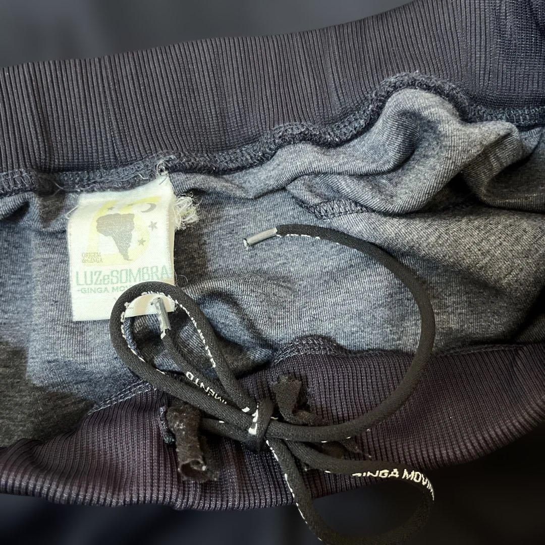 ルースイソンブラ　LUZeSOMBRA 上下セットアップXL大人用