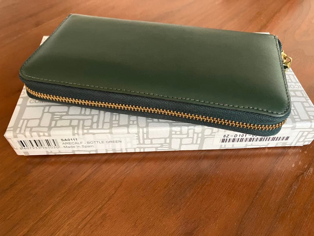 チ*ー様 美品　コムデギャルソン　長財布　ラウンドファスナー　グリーン