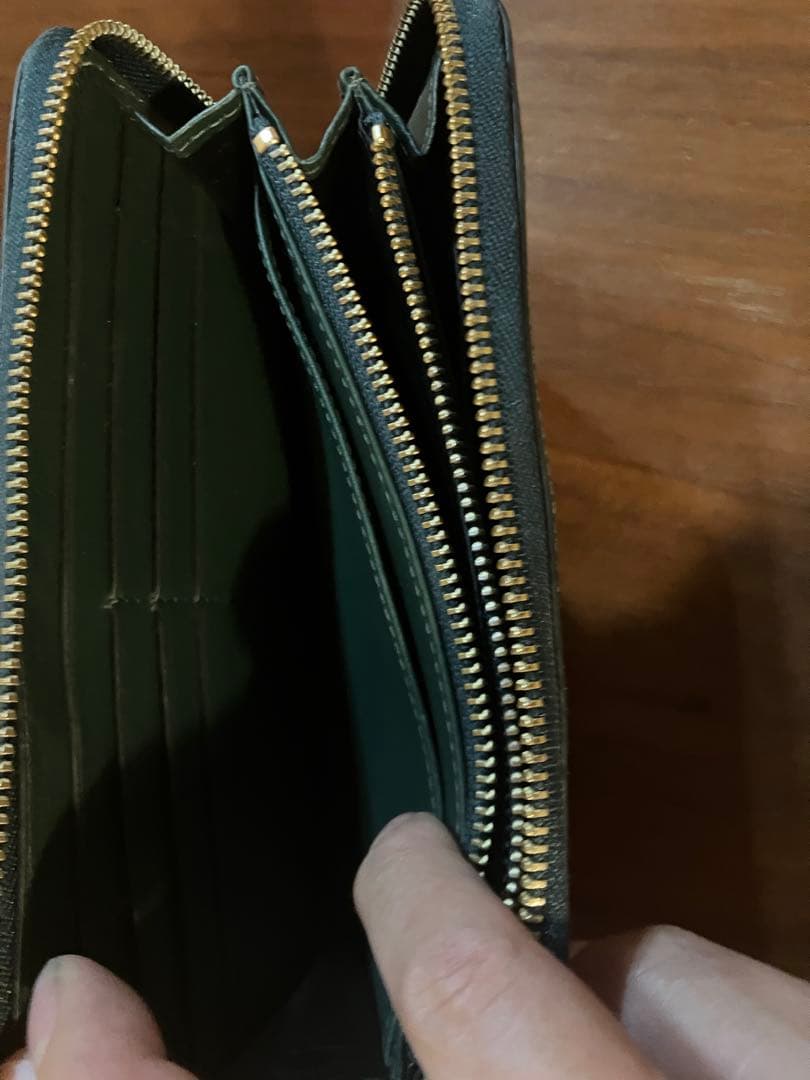 チ*ー様 美品　コムデギャルソン　長財布　ラウンドファスナー　グリーン