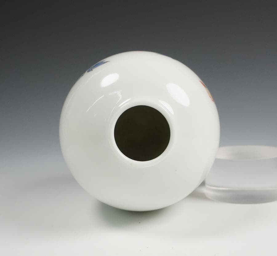 十三代 酒井田柿右衛門 錦 牡丹文 花瓶 共箱 花器