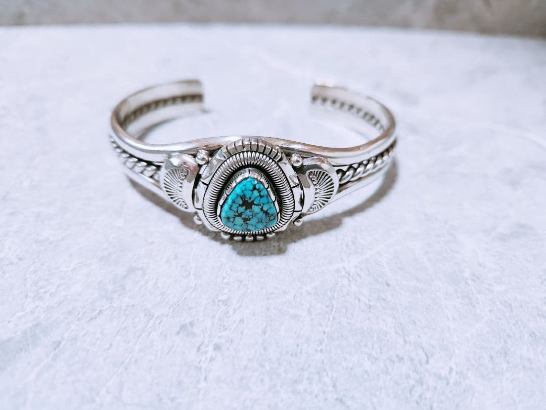 最終値下げ！！ターコイズ　シルバー　バングル