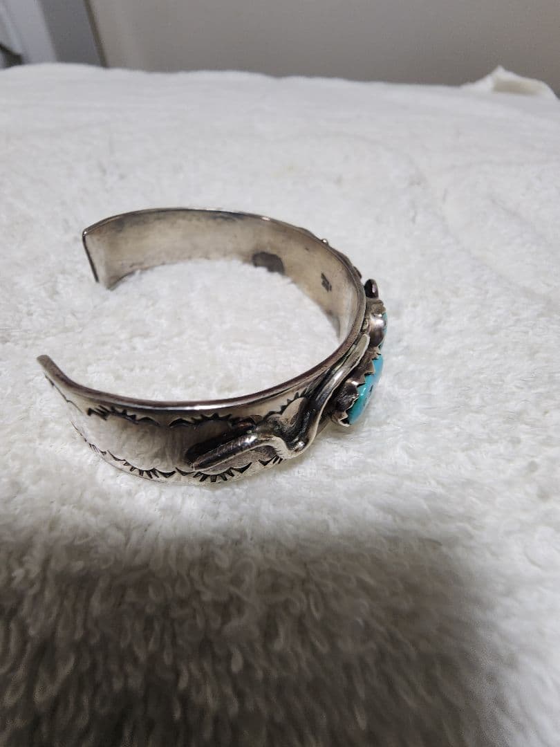 エフィーカラバサ　バングル　Effie Calavaza　シルバー　ズニ族