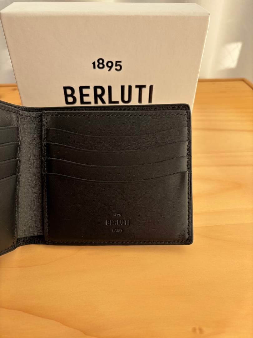 ⭐️BERLUTI⭐️ベルルッティ　財布　マコレ