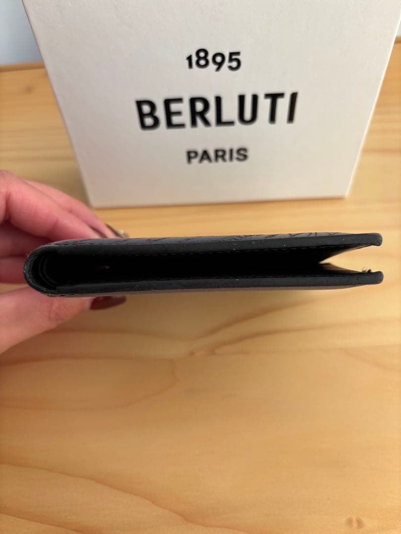 ⭐️BERLUTI⭐️ベルルッティ　財布　マコレ