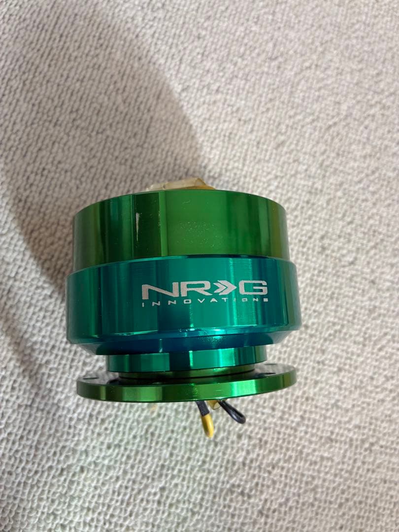 NRG Innovations製クイックリリース