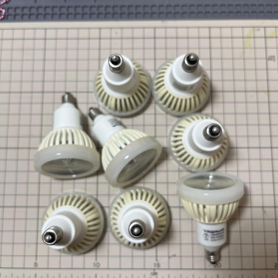 YAZAWA ハロゲン形LEDランプ E11 8個セット 電球色 調光対応