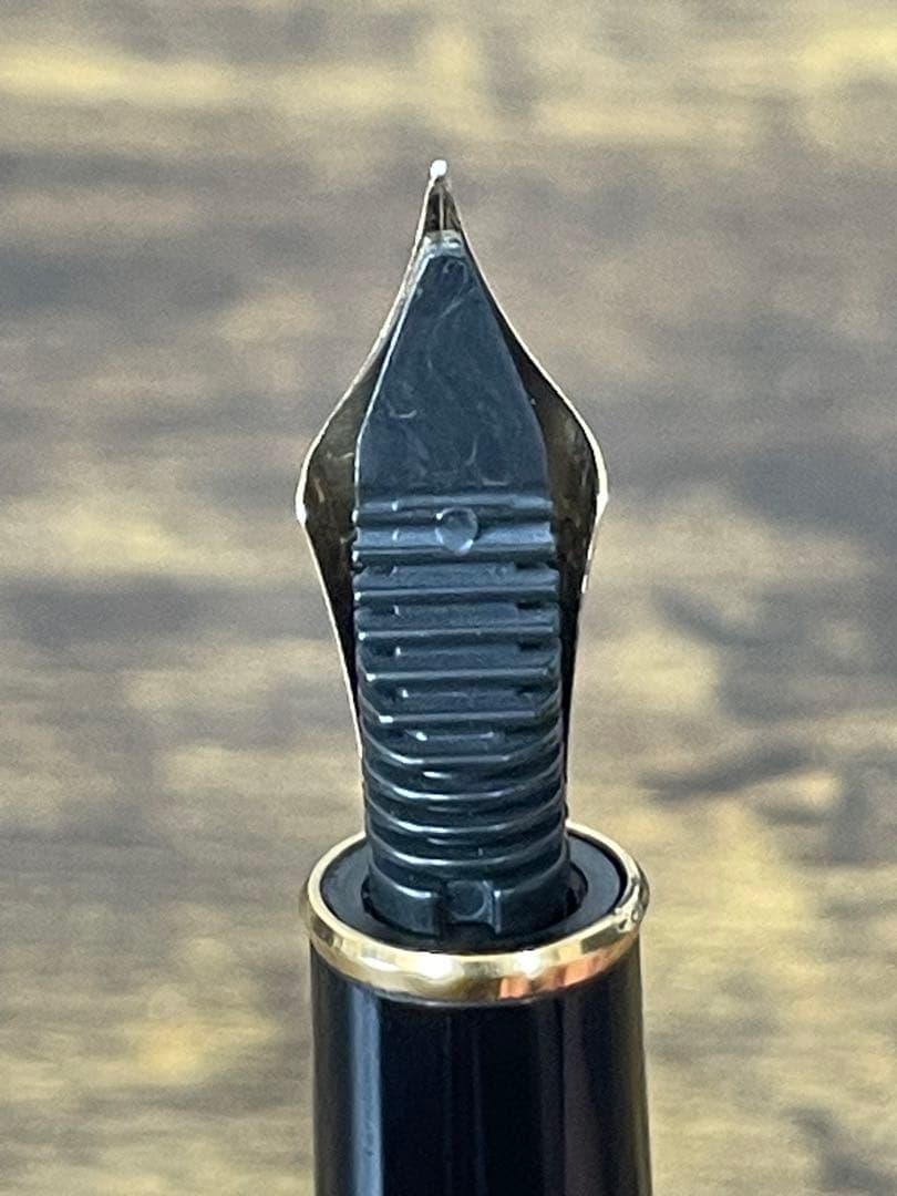 試筆のみ　細軟ニブ　14金　ゴールド×ブラック　プラチナ　万年筆