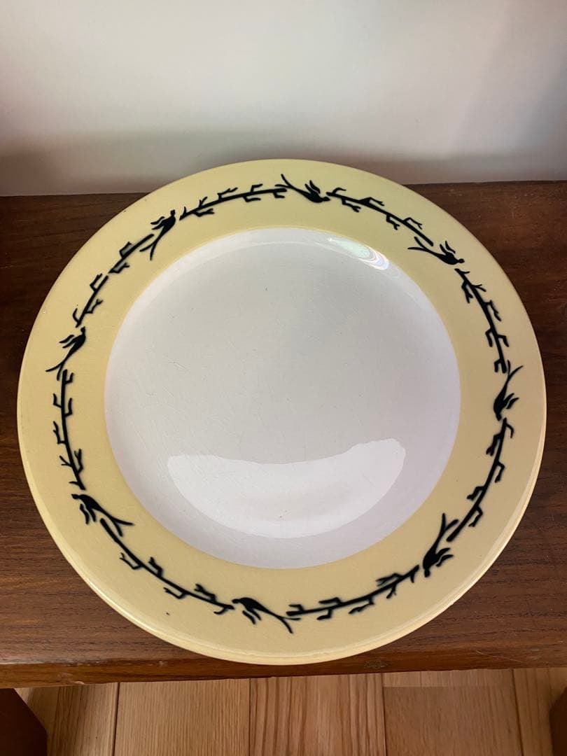 玉子色 ツバメ アンティークプレート