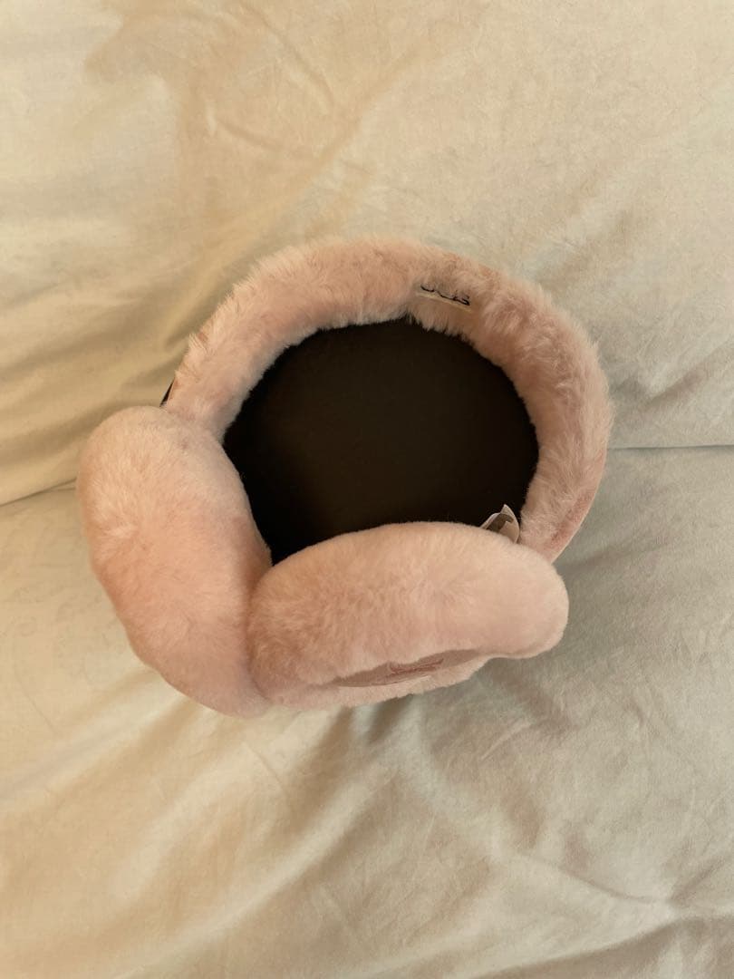 ugg イヤーマフ　ピンククラウド　イヤマフ　ピンク