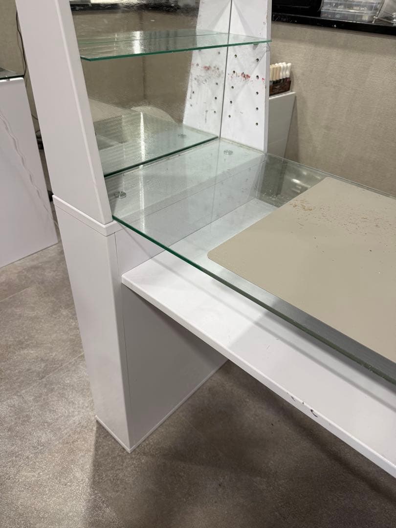 【売切最終値下げ！ネイルテーブル】【２月中旬発送】ホワイトデスク UVランプ収納