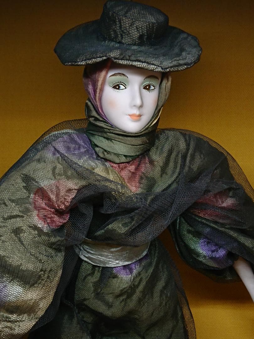 ビンテージ　人形　ドール　ヨーロッパ　置物　インテリア　工芸品　美術品A1000