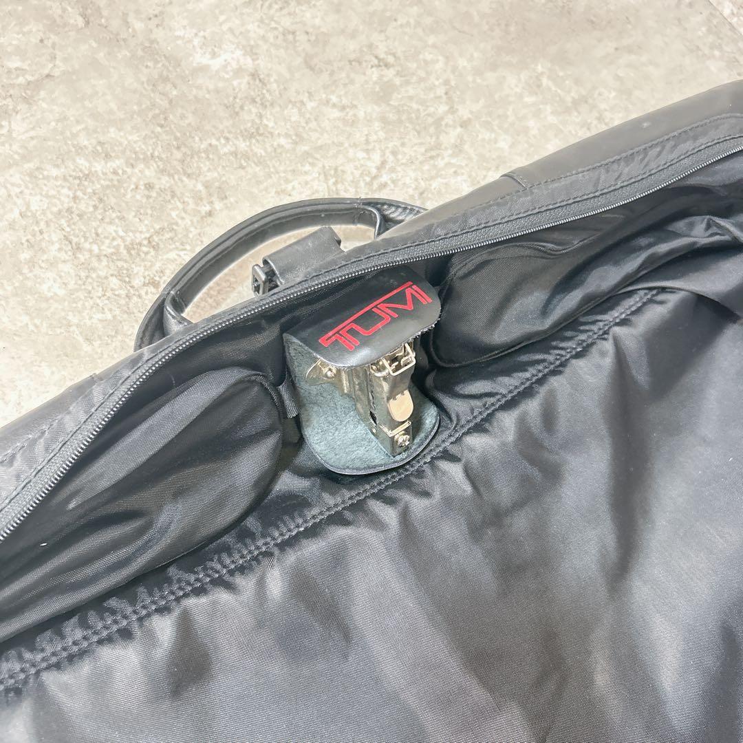 【希少】TUMI オールレザー ガーメントバッグ トゥミ ブラック スーツ 出張