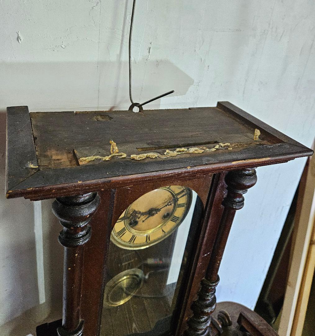 フランスアンティーク 木製の柱時計 琺瑯文字盤 壁掛け 振り子 ウォールクロック