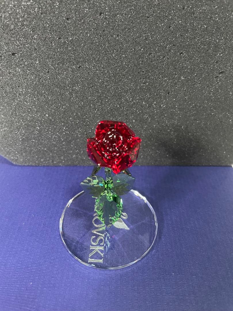 【美品】【一度も飾っていません】スワロフスキー　魔法のバラ　ディズニー