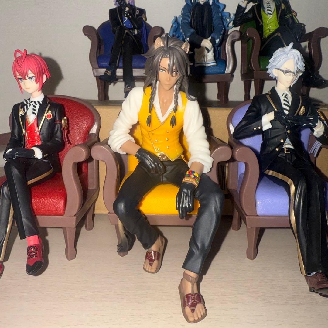 ツイステ フィギュア 寮長 全種