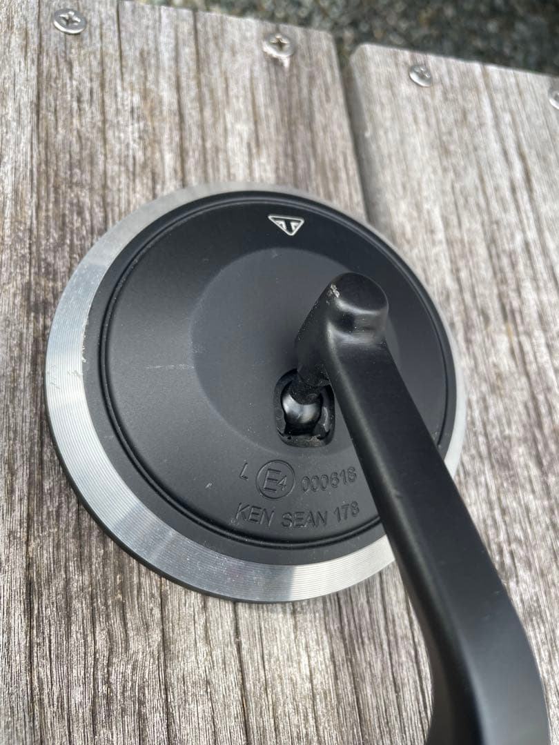 トライアンフ純正バーエンドミラー マシンカット