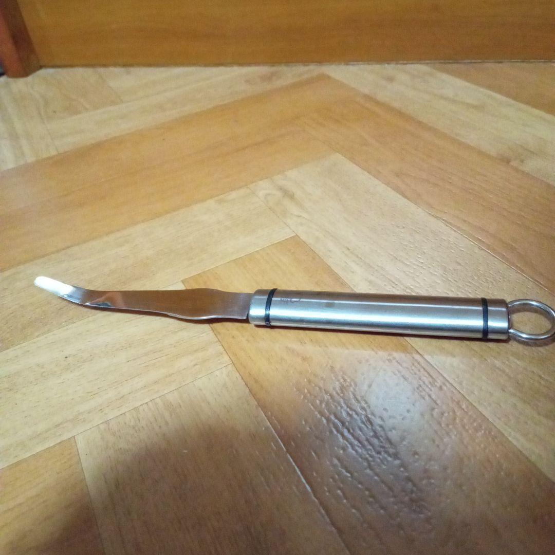 高級包丁４本　フルーツナイフ２本（ケース付）