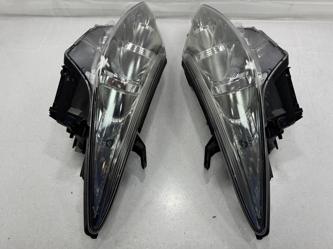 エスティマ　ACR50W　中期　ヘッドライト　左右　コイト　28-217 HID