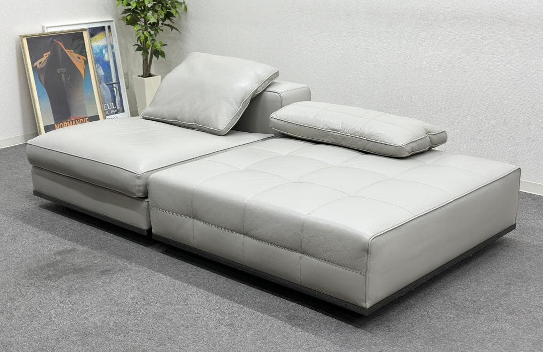 Minotti/ローレンス　システムソファ&オットマン　レザー　グレー/ベージュ