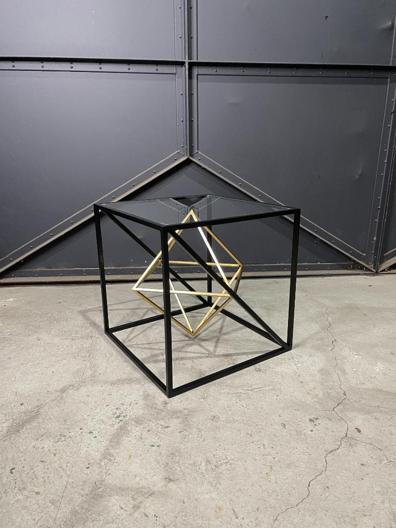 KARE / Prisma Side table　サイドテーブル　モダン ①