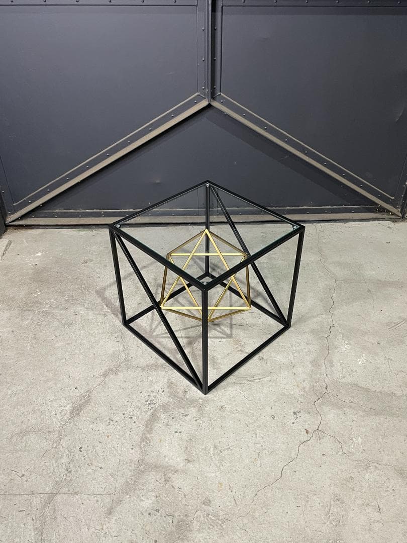 KARE / Prisma Side table　サイドテーブル　モダン ①