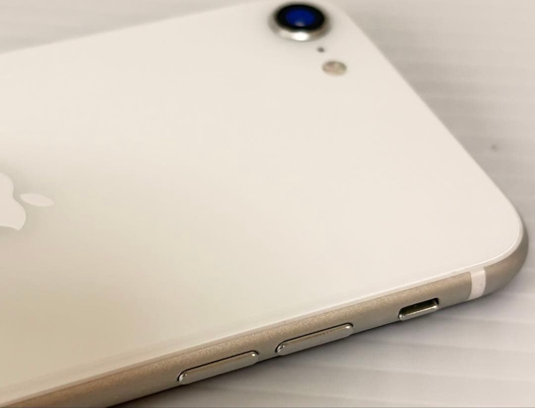 iPhone SE2 ホワイト64GB SIMフリー 美品