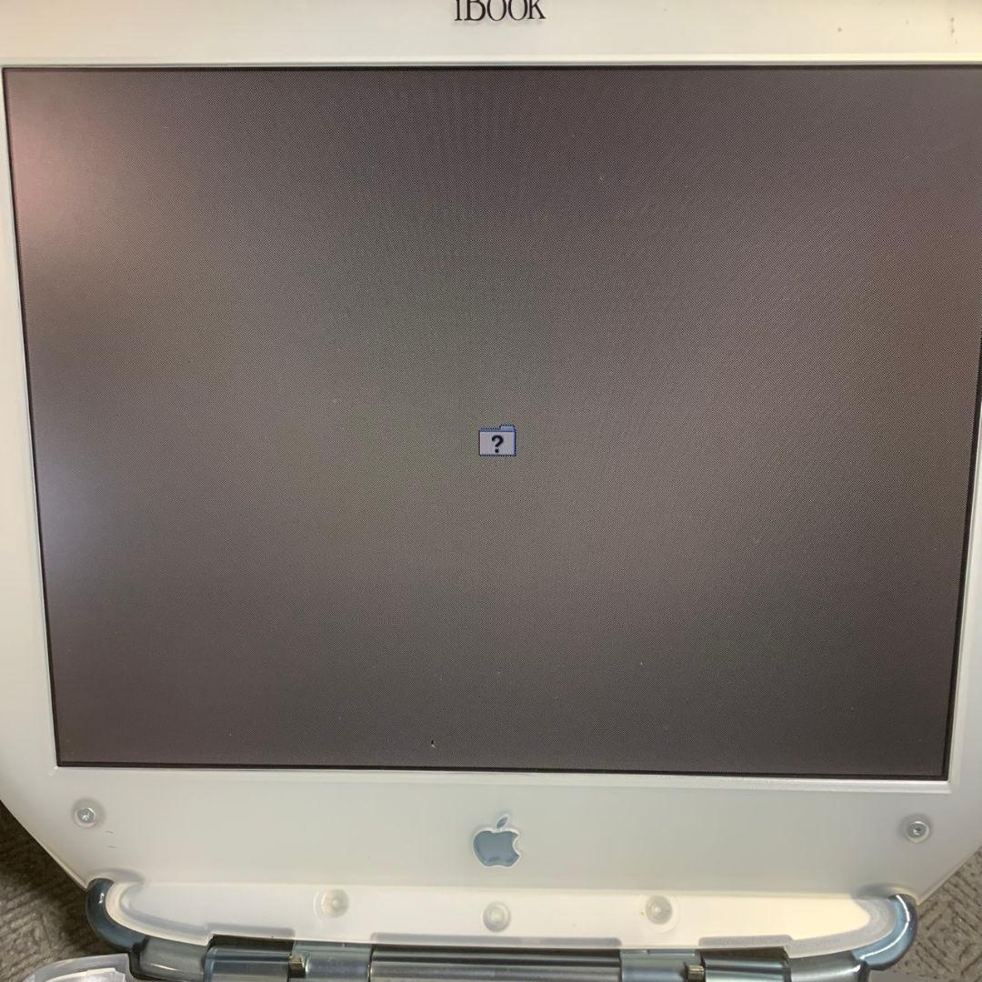 K780 Apple iBook M2453 ジャンク品 クラムシェル