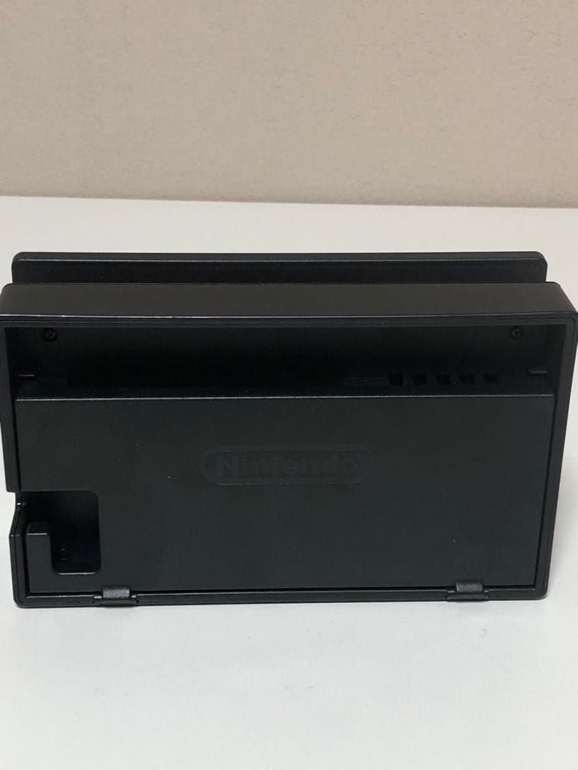 現状品 Switch バッテリー強化版 ニンテンドーストアモデル