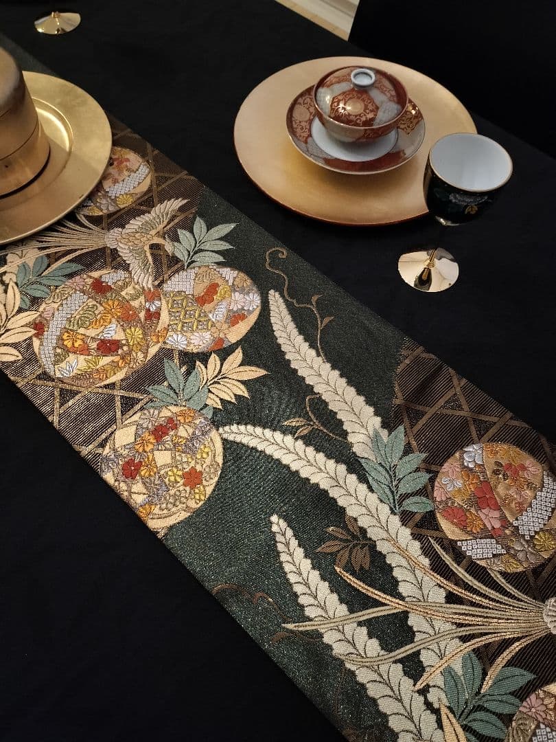 A942★逸品‼️全通帯‼️ひな祭り‼️袋帯正絹テーブルランナー2m14cm