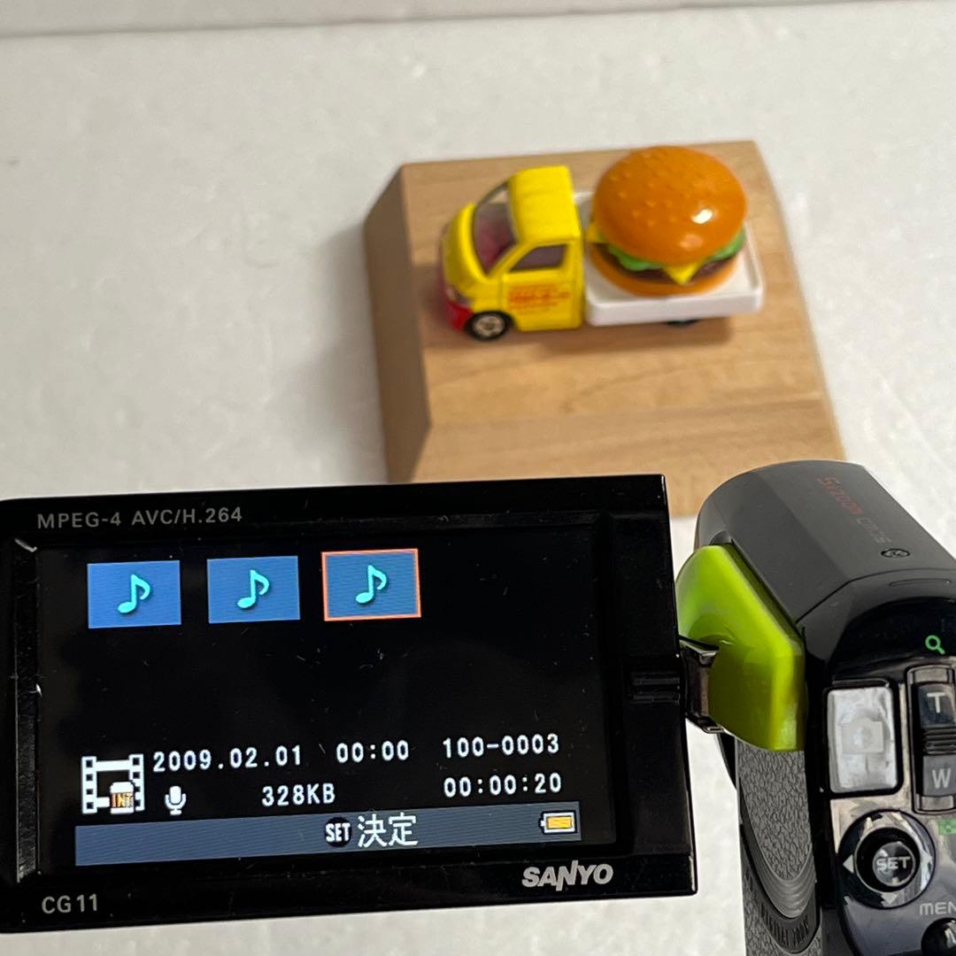 SANYOデジタルムービーカメラ　Xacti DMX-CG11グリーン