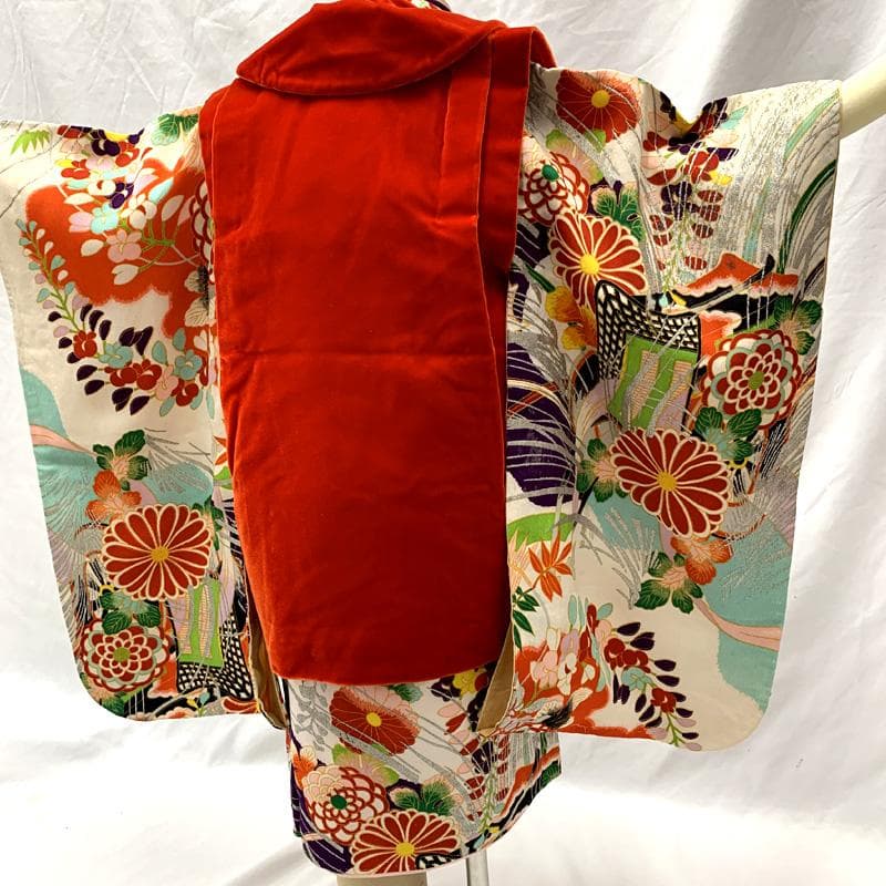 510ag63□七五三 三歳 アンティーク 着物&被布 銀彩 御所車□状態良好