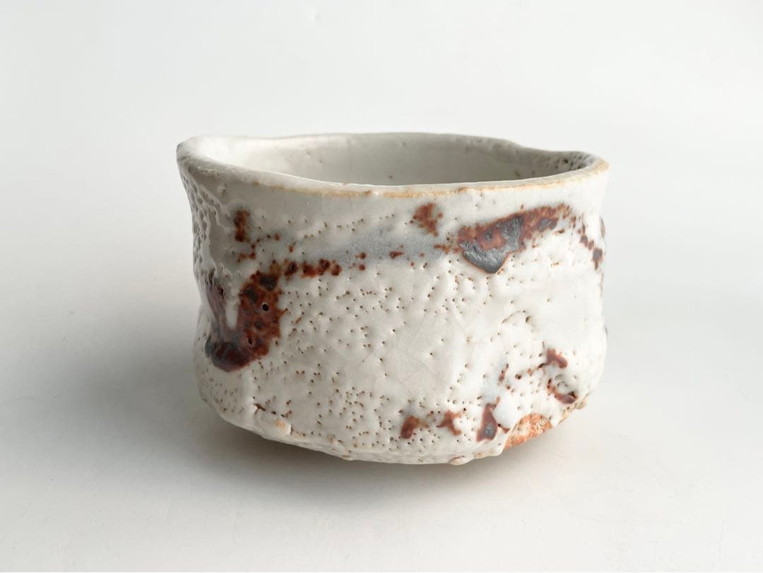 陶芸家　若尾利貞　志野　茶碗　志埜茶盌　志野焼　美濃焼　共箱　茶道具