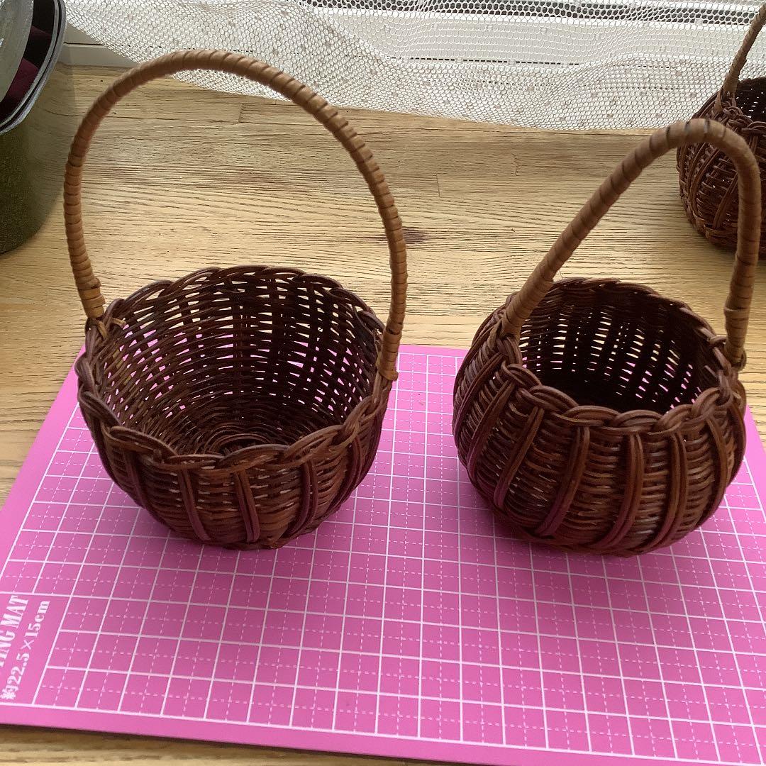 ミニチュア　籐籠　かご　丸形　四角形　楕円形　23個＋オマケ