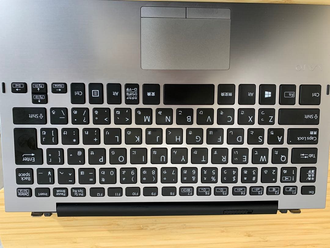 スタイリッシュVAIO 2in1 PC Win11/m3/M.2SSD搭載機！