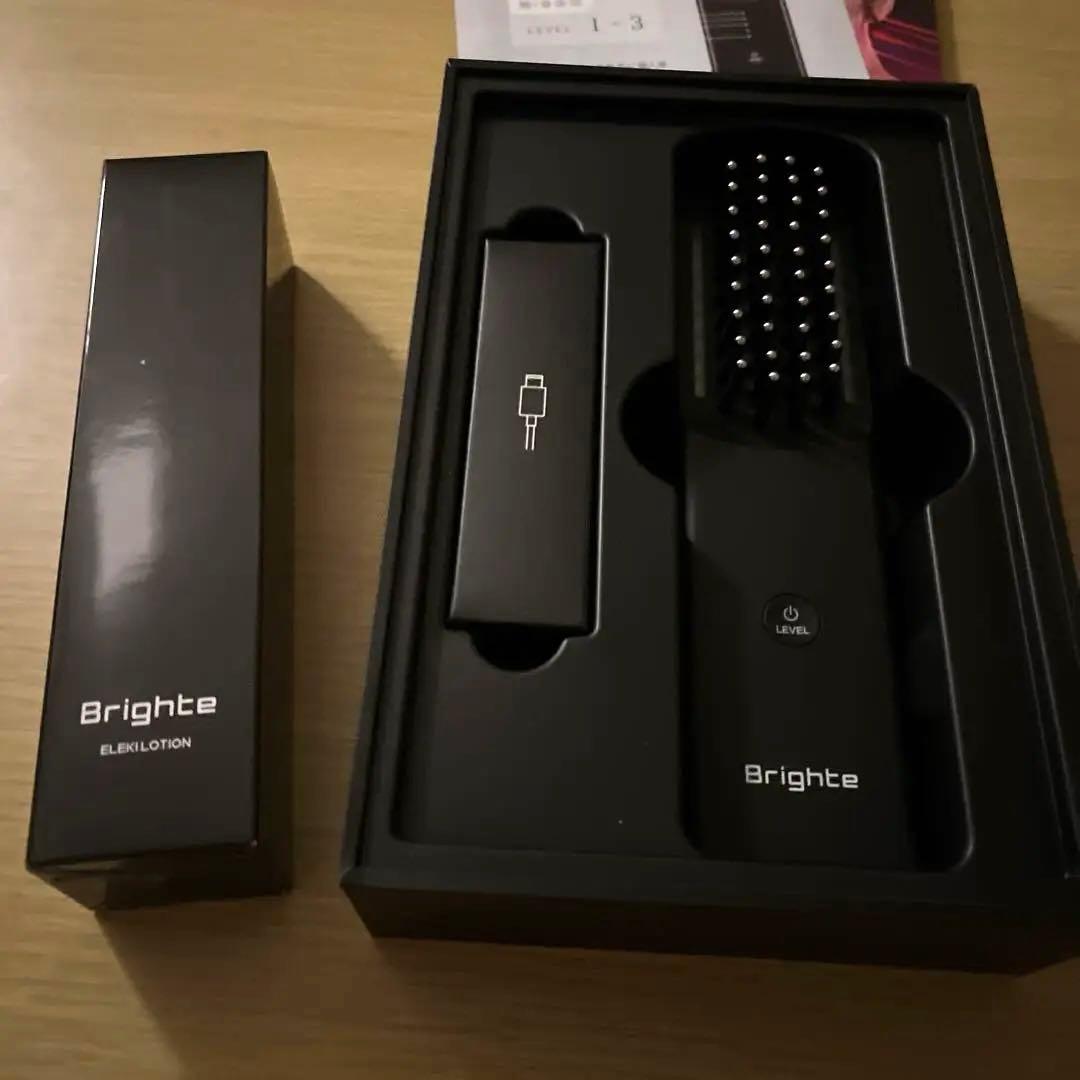 Brighte ブライト　エレキブラシと化粧水のセット
