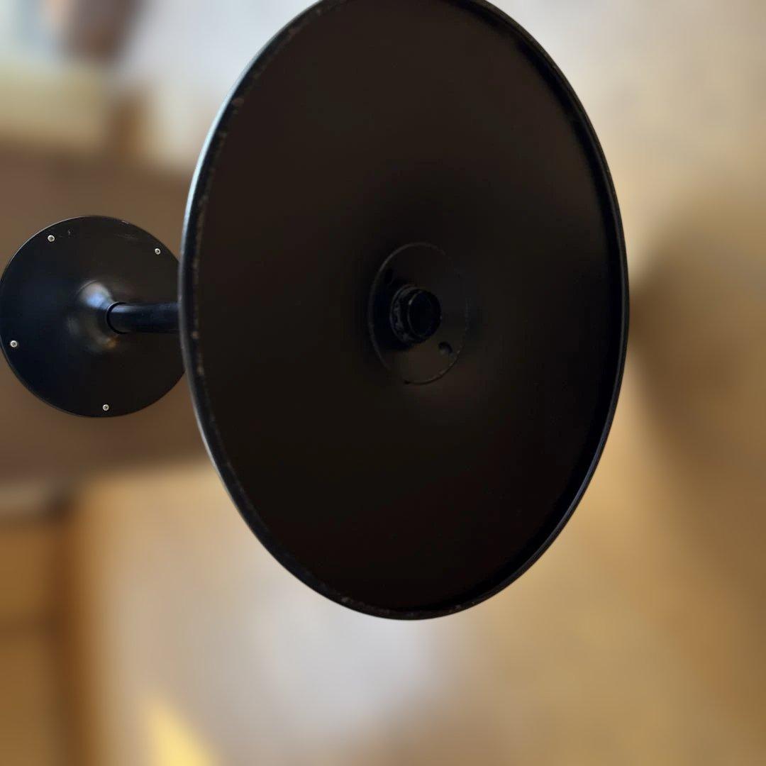 カフェテーブル　木目