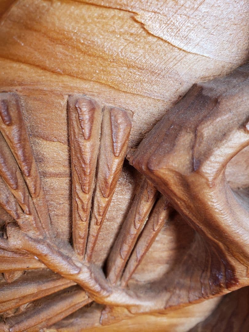 鷹の彫刻【額飾り、壁付け】