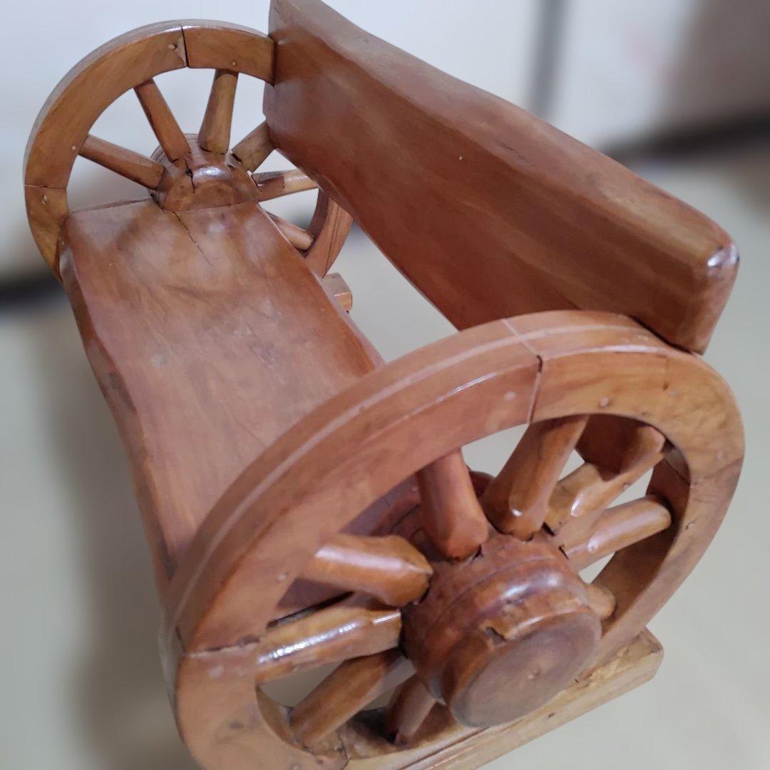 木彫り/手彫り/手作り/木製車輪ラック